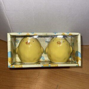 Animal Kingdom Limited Edition Salt And Pepper Shaker Set Baby Chicks